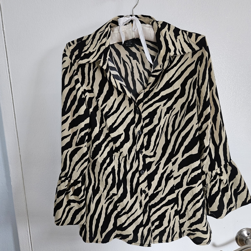 Ninety Zebra 🦓 Striped Blouse Bell Sleeves.